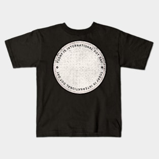 Today is International Dot Day Badge Kids T-Shirt